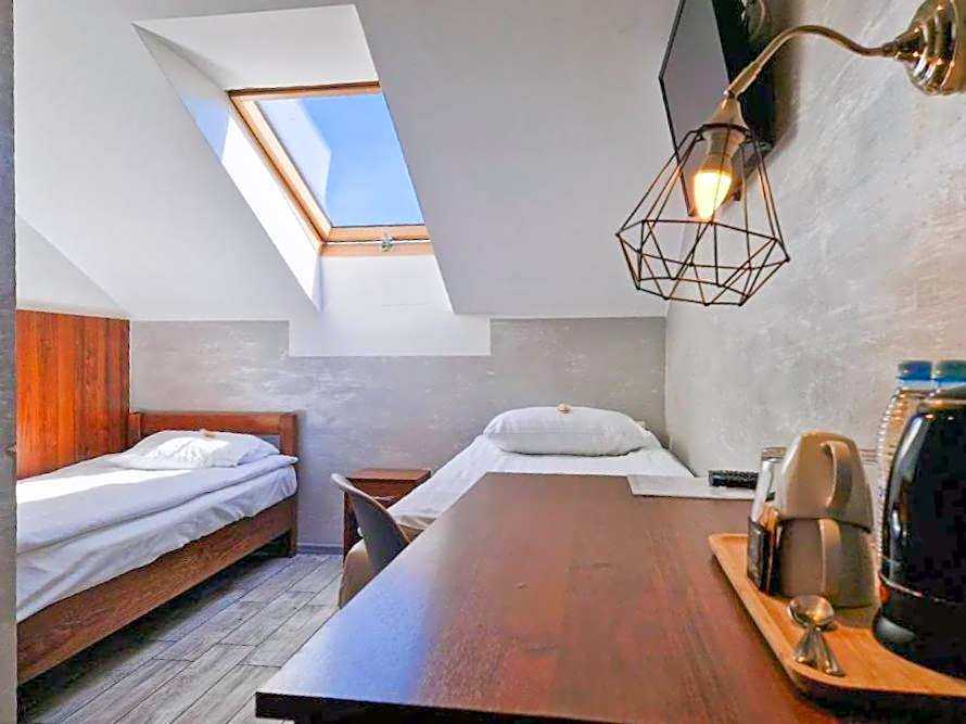 Hotel Miłosz Restauracja, Basen dla dzieci, Sala Zabaw, Siłownia