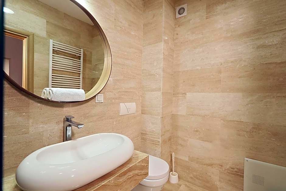 Living In Aparthotel