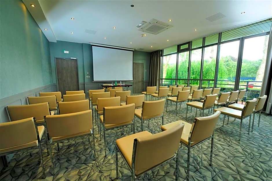 Best Western Plus Evreux Palais Des Congrès