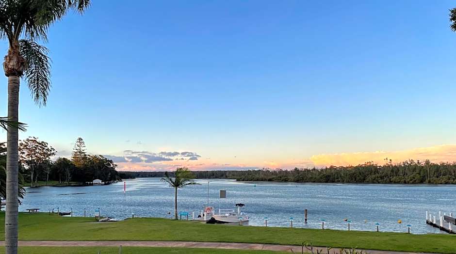 Riviera Caravan Park