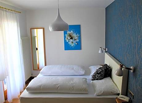 Double Room with Pool View