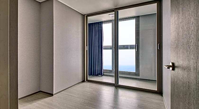 Chonpines Ocean Suites