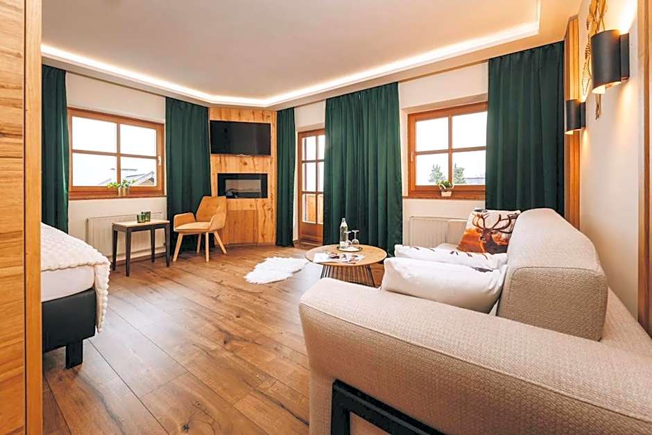 Hotel Gasthof Mitteregger - BEST PLACE in town with summercard included