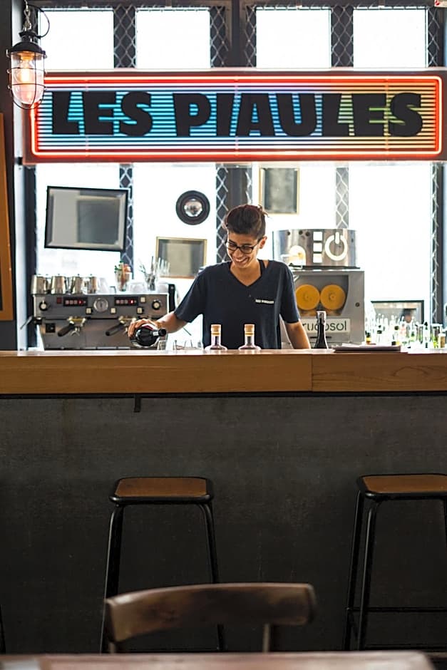 The People - Paris Belleville IEx Les PiaulesI