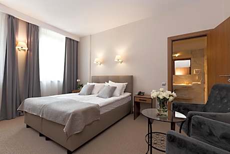 Grottger Luxury Boutique Hotel City