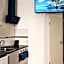Neuwertiges Apartment mit schnellem WLAN, Glasfaser, Kostenlose Privatparkplatz auch für Transporter geeignet R11