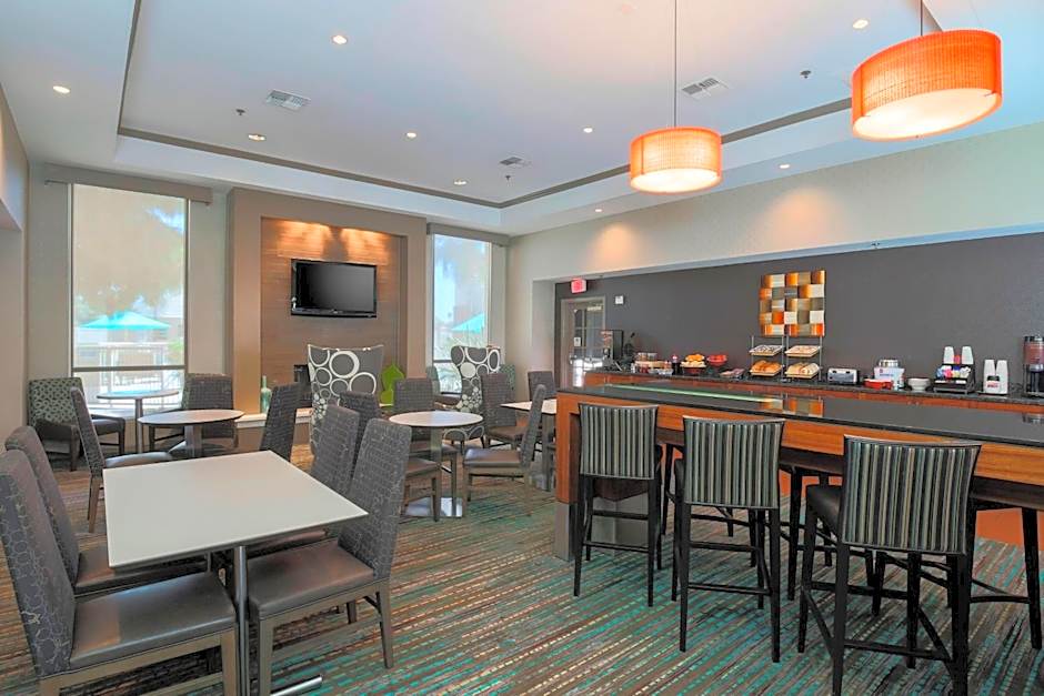Residence Inn by Marriott Bakersfield