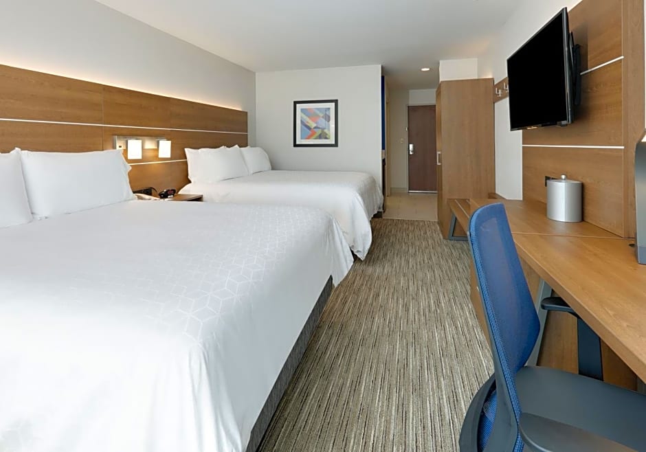 Holiday Inn Express & Suites San Antonio NW Near Seaworld by IHG
