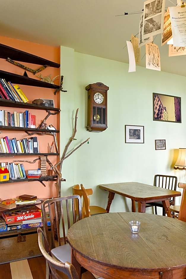 Labyrinth Hostel Weimar