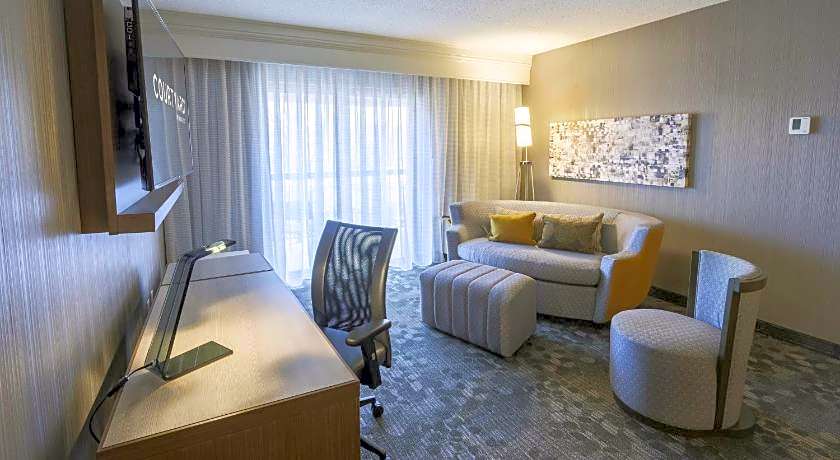 Courtyard by Marriott Cleveland Willoughby