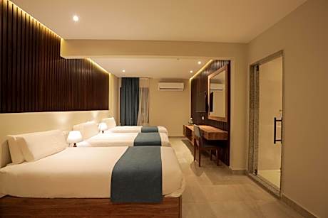 Standard Quadruple Room