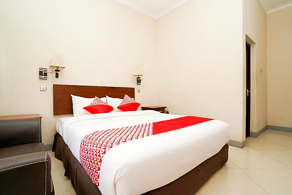 Collection O 1430 Hotel Ratna Syariah