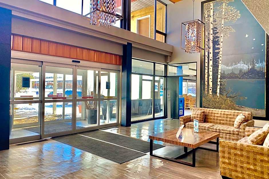 Ramada by Wyndham Whitecourt