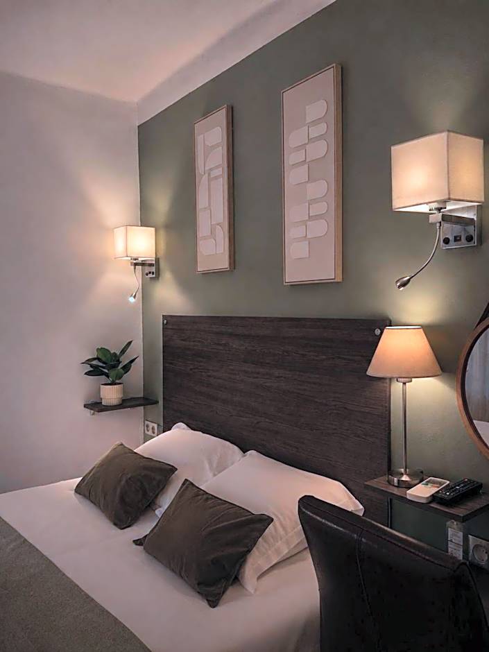 Hotel Cayrons Vence & St Paul de Vence