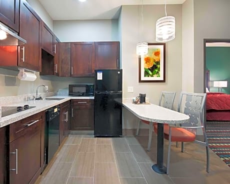 1 King Bed, Efficiency, Suite, Nonsmoking