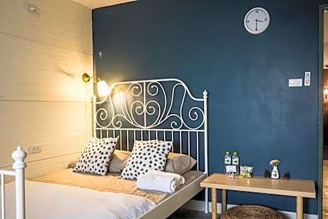 Queen Room with Balcony