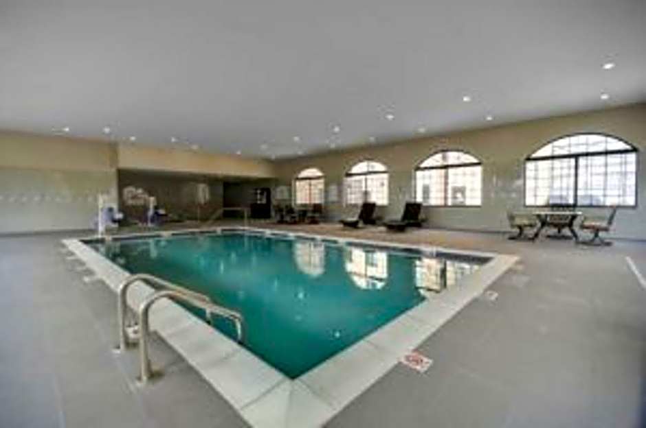 Staybridge Suites Dearborn Mi By IHG