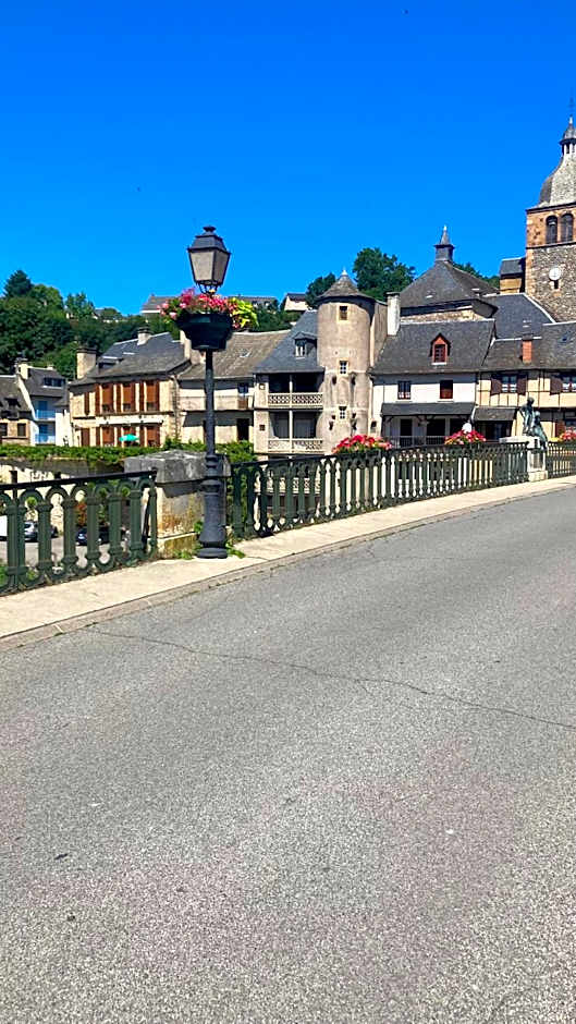 Saint-Geniez d'Olt - Résidence Le Colombier