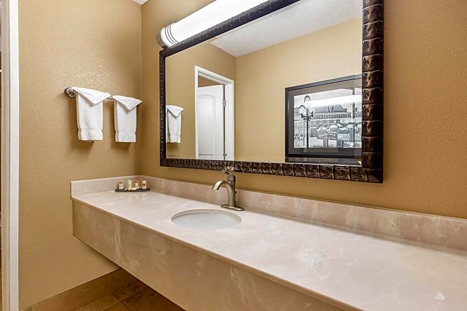La Quinta Inn & Suites by Wyndham Seattle Downtown