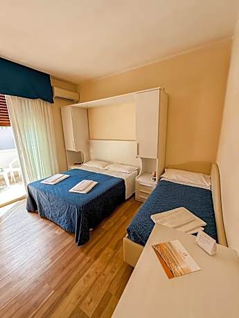 Superior Quadruple Room