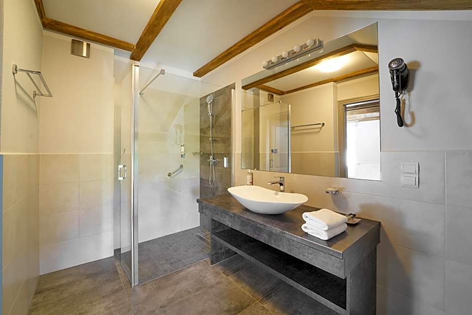 Pałac Łomnica Karkonosze - Schloss Lomnitz Riesengebirge