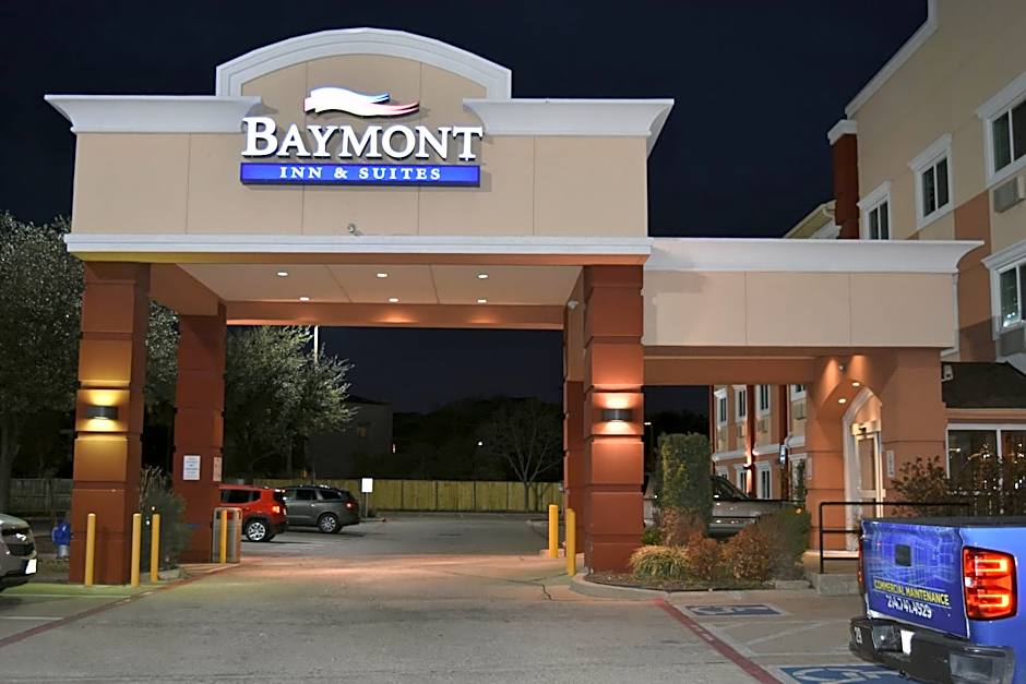 Baymont by Wyndham Dallas/ Love Field