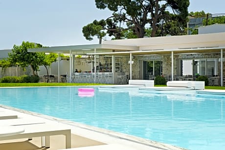 Marathon Beach Resort