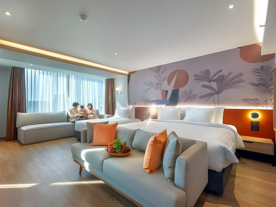 Buri Sriphu Boutique Hotel