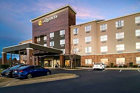 La Quinta by Wyndham Montgomery