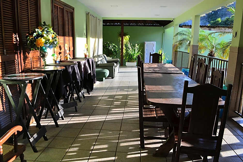 Pousada Queiroz