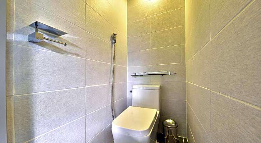 With U Hotel & Guesthouse