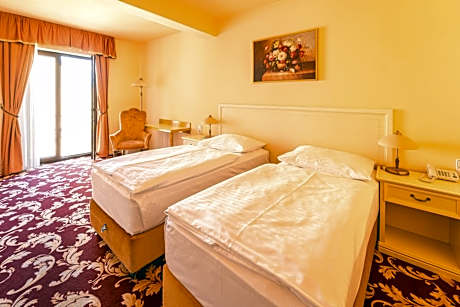 Classic Double or Twin Room