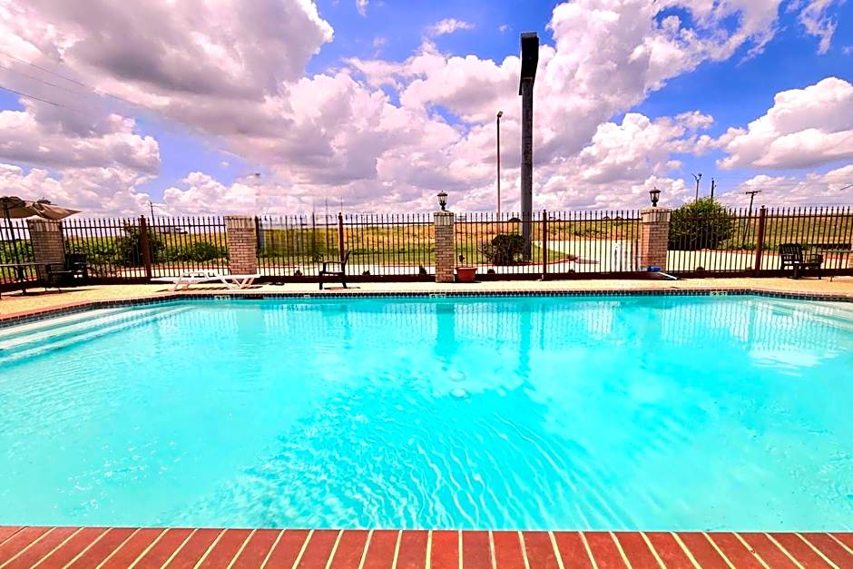 Days Inn by Wyndham Navasota