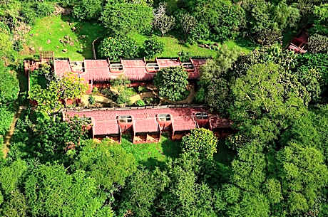 Amboseli Serena Safari Lodge