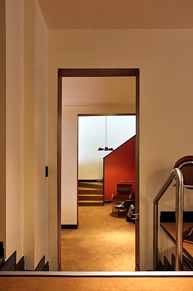 Hotel Diplomat Sydney