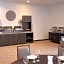 H Hotel Los Angeles, Curio Collection by Hilton