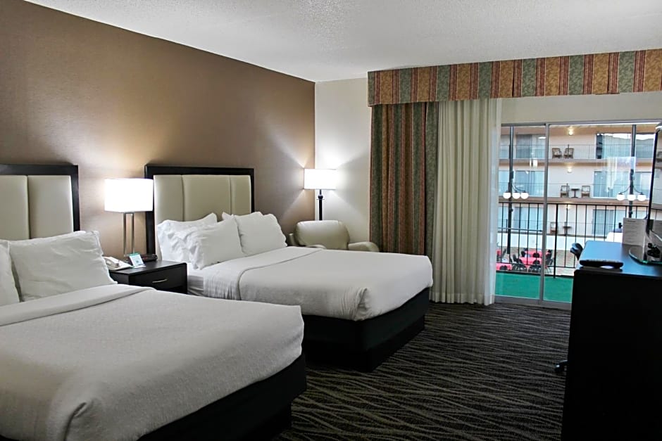 Holiday Inn Des Moines-Airport Conference Center