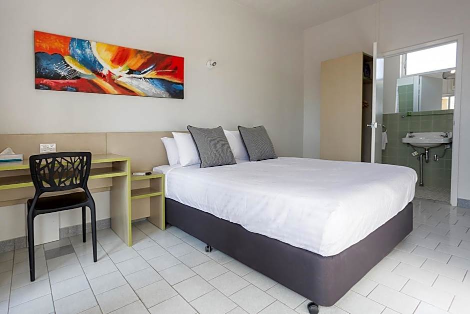 Nightcap at Emerald Star Hotel