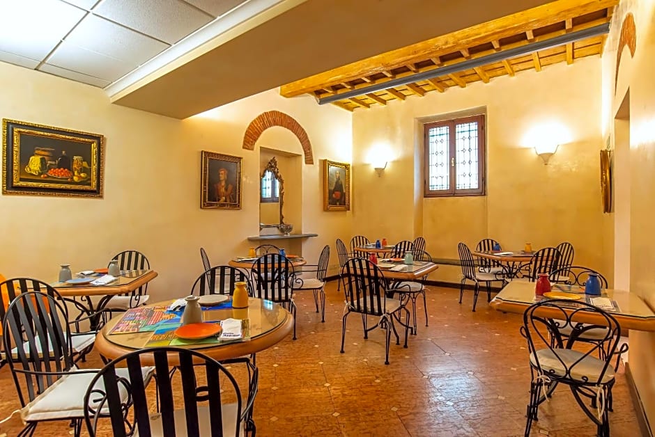 Porta Faenza Hotel