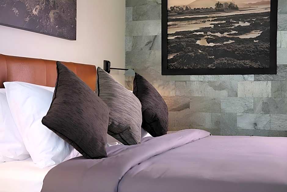 Akana Boutique Hotel