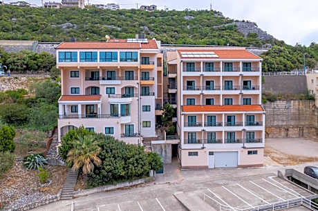 Hotel Adria