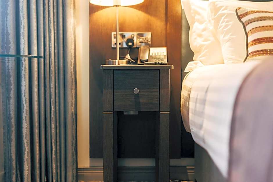 The Lodge Hotel