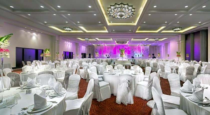 Bahi Ajman Palace Hotel