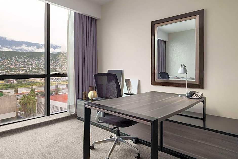 Wyndham Monterrey Ambassador Centro