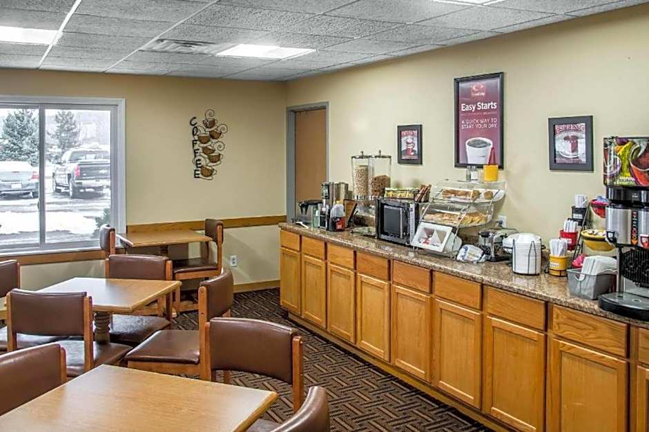 Econo Lodge River Falls