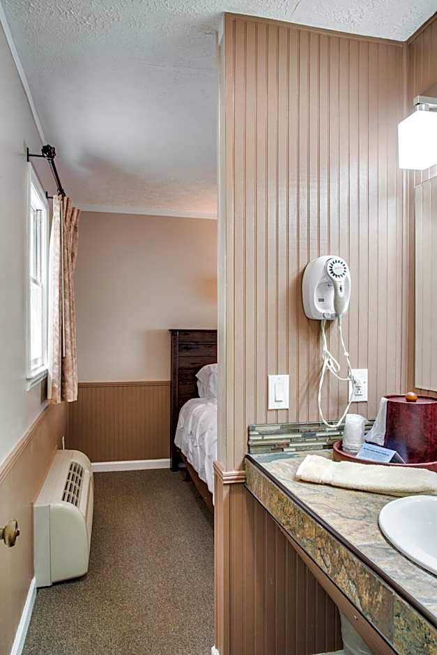 Boxwood Lodge Blowing Rock near Boone-University