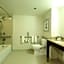 DoubleTree By Hilton Hotel Detroit-Dearborn