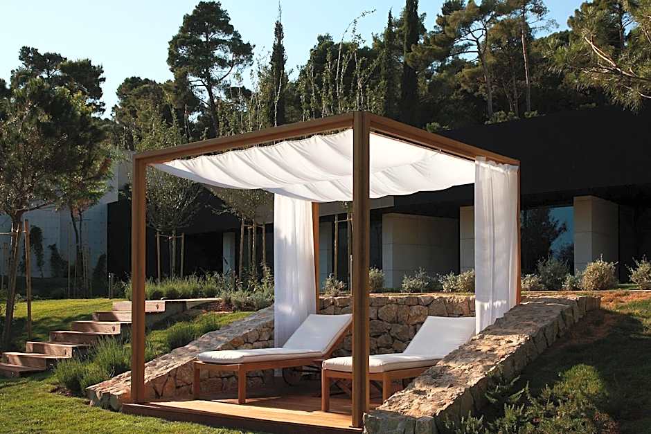 Lone Hotel by Maistra Collection