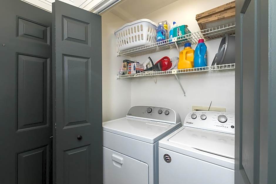 Ole River Hideway, Orange Beach, Updated 2 Bedroom Waterfront Condo, Wind Drift
