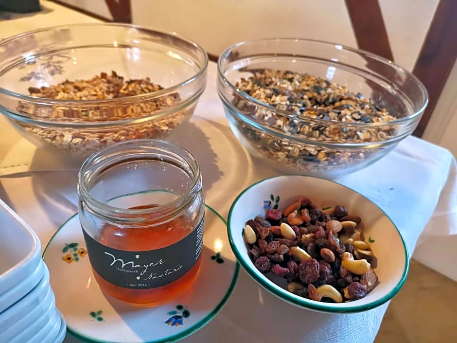 Weingut Albert, Familie Cramer